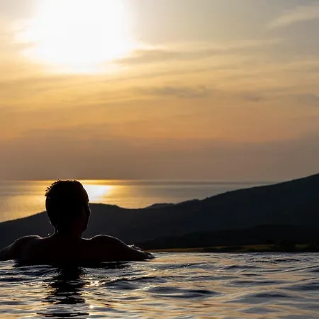 فيلة Kapsalos Agios Romanos