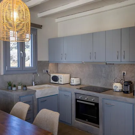 فيلة Kapsalos Agios Romanos